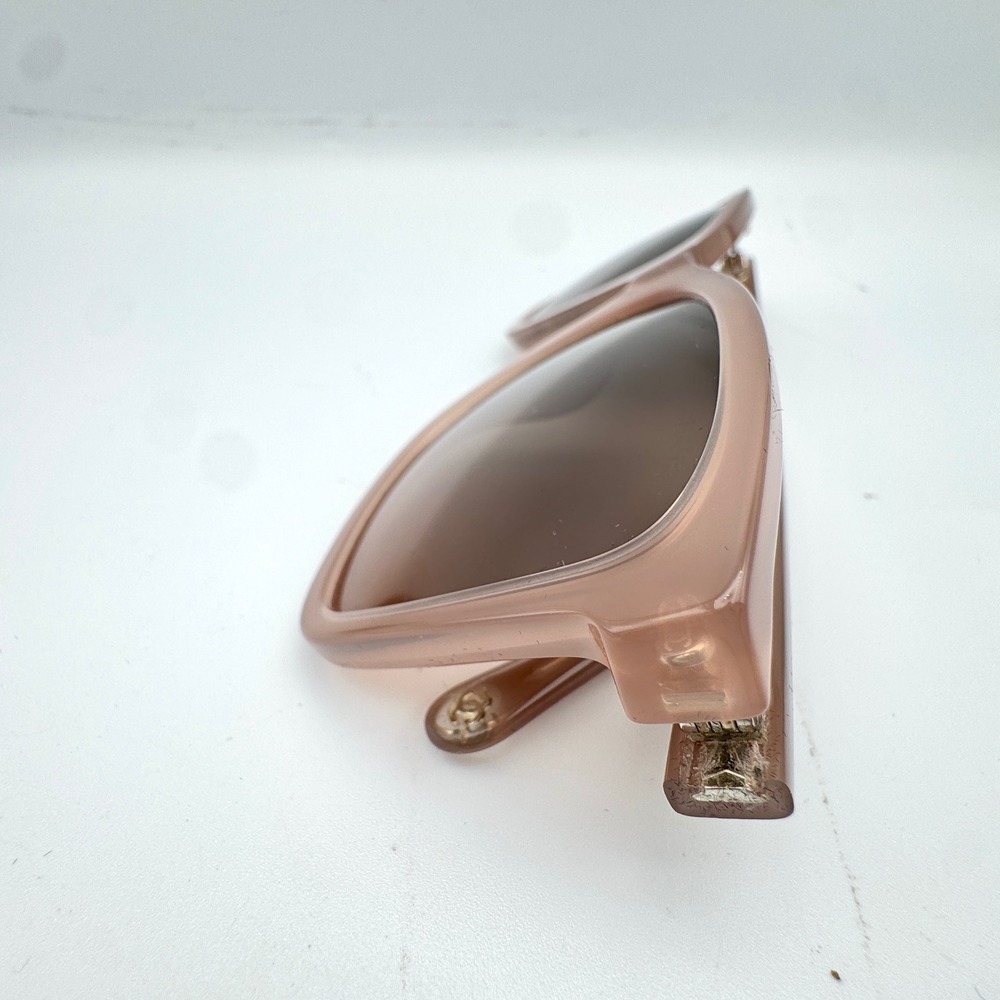 Chanel Sunglasses Square Translucent Brown Gradient Lens Italy 5551U & Case COA - Picture 8 of 17